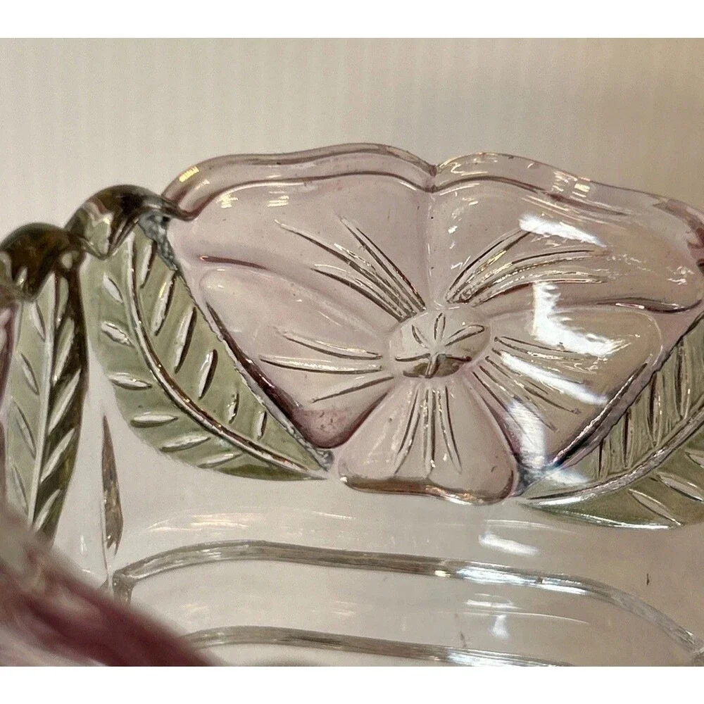 Beautiful Clear Glass Vase With Raised Pink Rose & Leaf Design 7